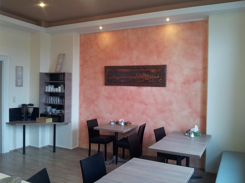Pension Im Bett Nuremberg ภายนอก รูปภาพ