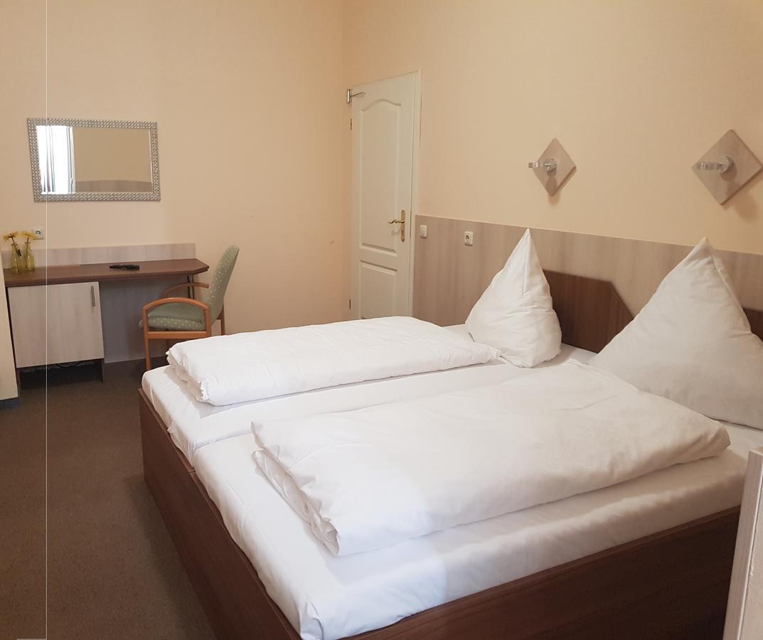 Pension Im Bett Nuremberg ภายนอก รูปภาพ